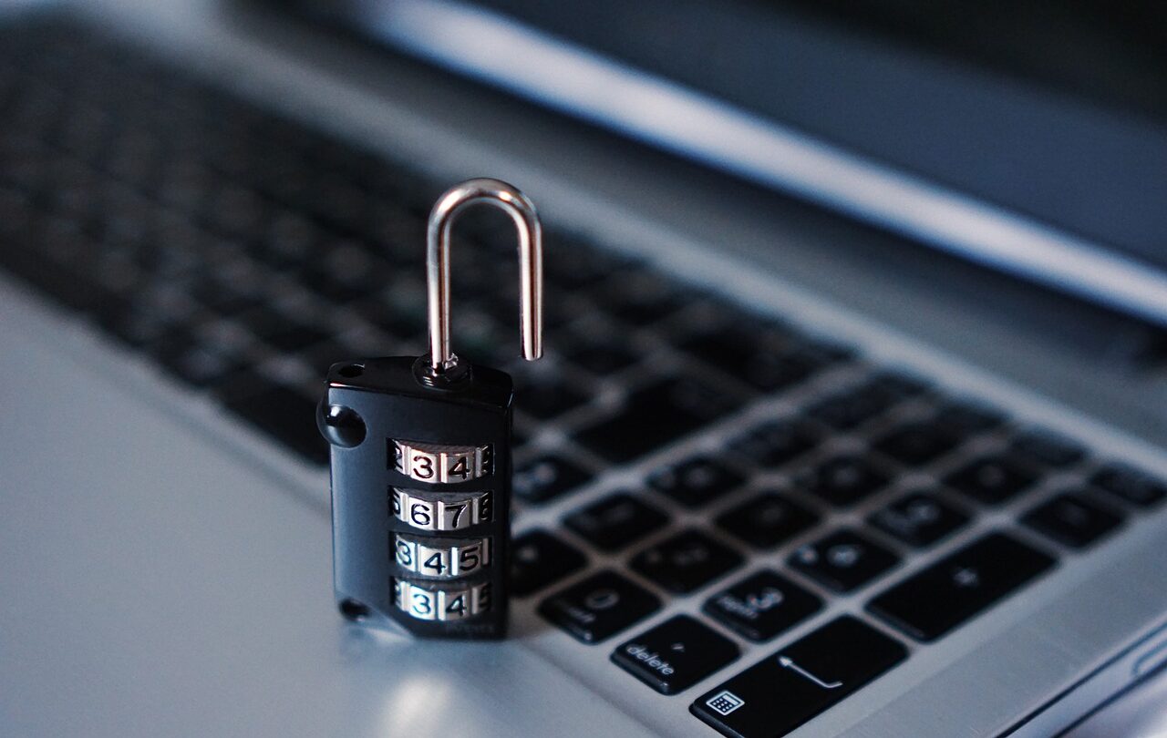 computer, security, padlock, hacker, hacking, theft, thief, keyboard, cyber, internet security, security, security, security, security, security, hacker, hacker, hacker, hacking, hacking, cyber, cyber